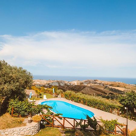 Calami - Villa Romeo - Private Apartments With Pool, Seaview & Olive Grove Santa Caterina Dello Ionio Marina المظهر الخارجي الصورة