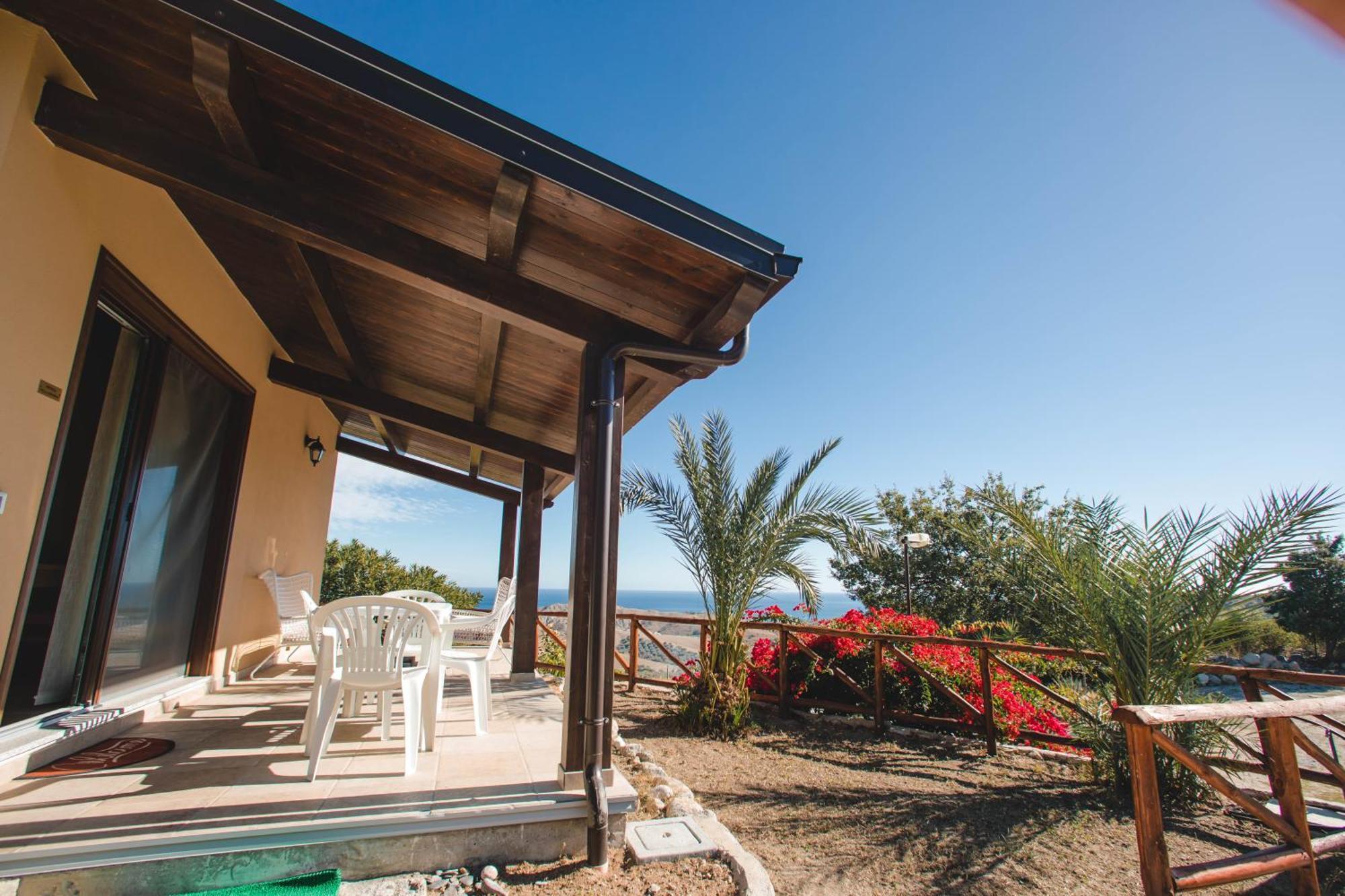 Calami - Villa Romeo - Private Apartments With Pool, Seaview & Olive Grove Santa Caterina Dello Ionio Marina المظهر الخارجي الصورة