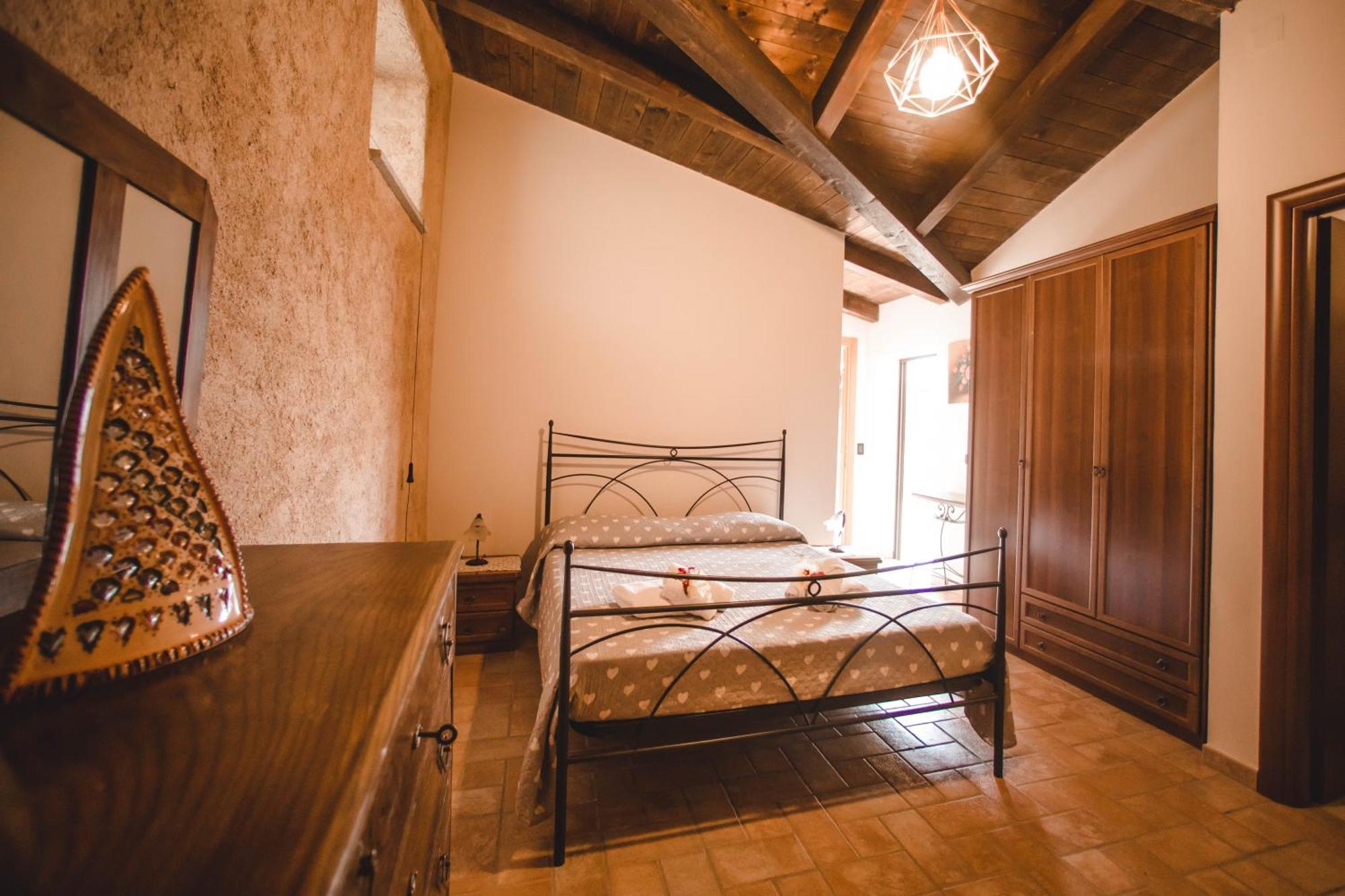 Calami - Villa Romeo - Private Apartments With Pool, Seaview & Olive Grove Santa Caterina Dello Ionio Marina المظهر الخارجي الصورة