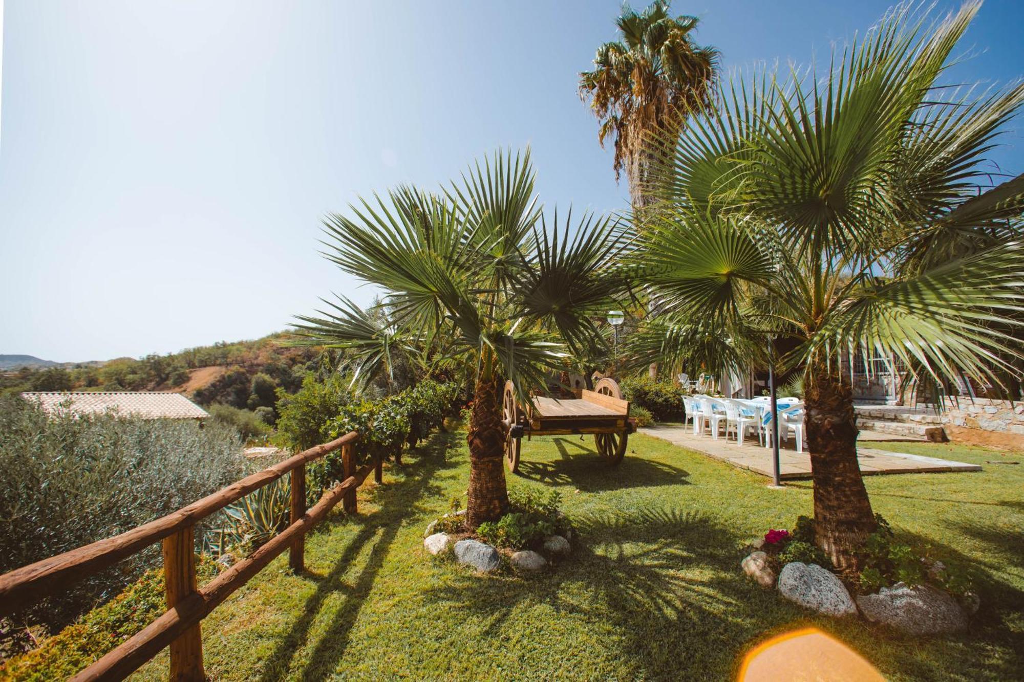 Calami - Villa Romeo - Private Apartments With Pool, Seaview & Olive Grove Santa Caterina Dello Ionio Marina المظهر الخارجي الصورة