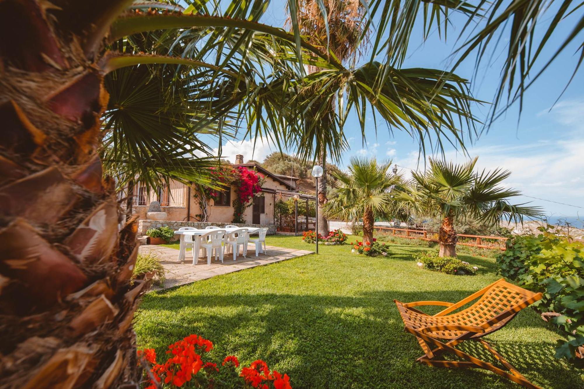 Calami - Villa Romeo - Private Apartments With Pool, Seaview & Olive Grove Santa Caterina Dello Ionio Marina المظهر الخارجي الصورة